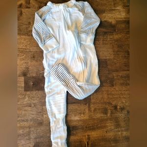Goumi 18 to 24 months zip romper
